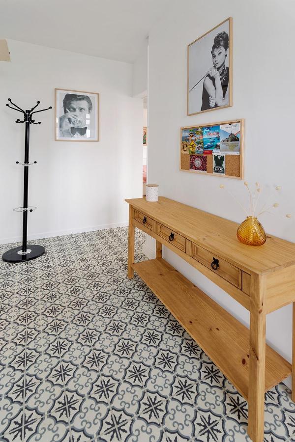 Loft British Au Pied Du Mont ! Pontorson Exterior foto