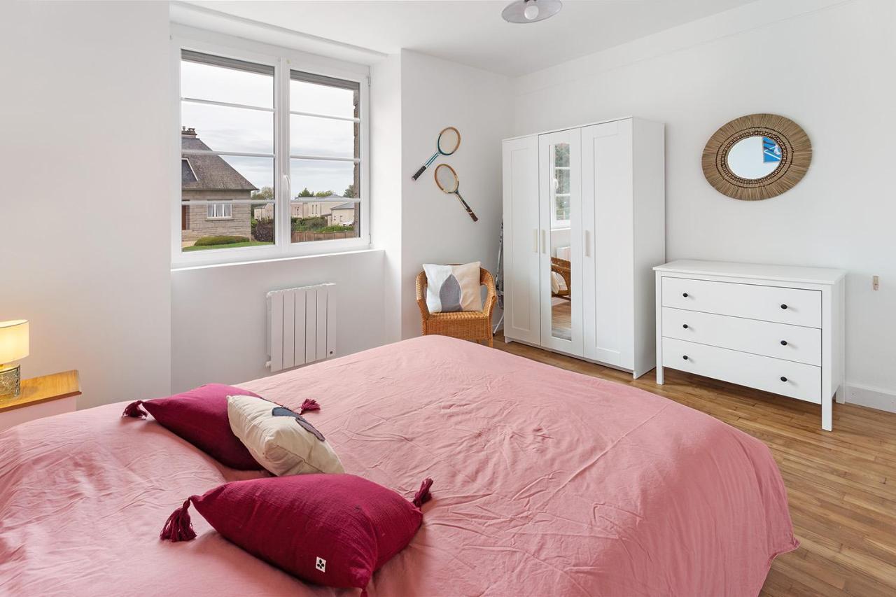 Loft British Au Pied Du Mont ! Pontorson Exterior foto