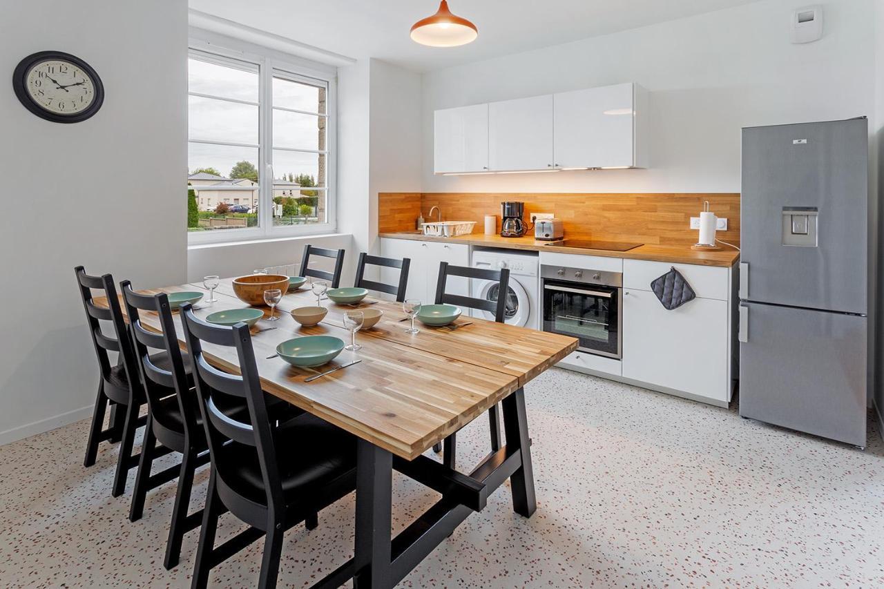 Loft British Au Pied Du Mont ! Pontorson Exterior foto