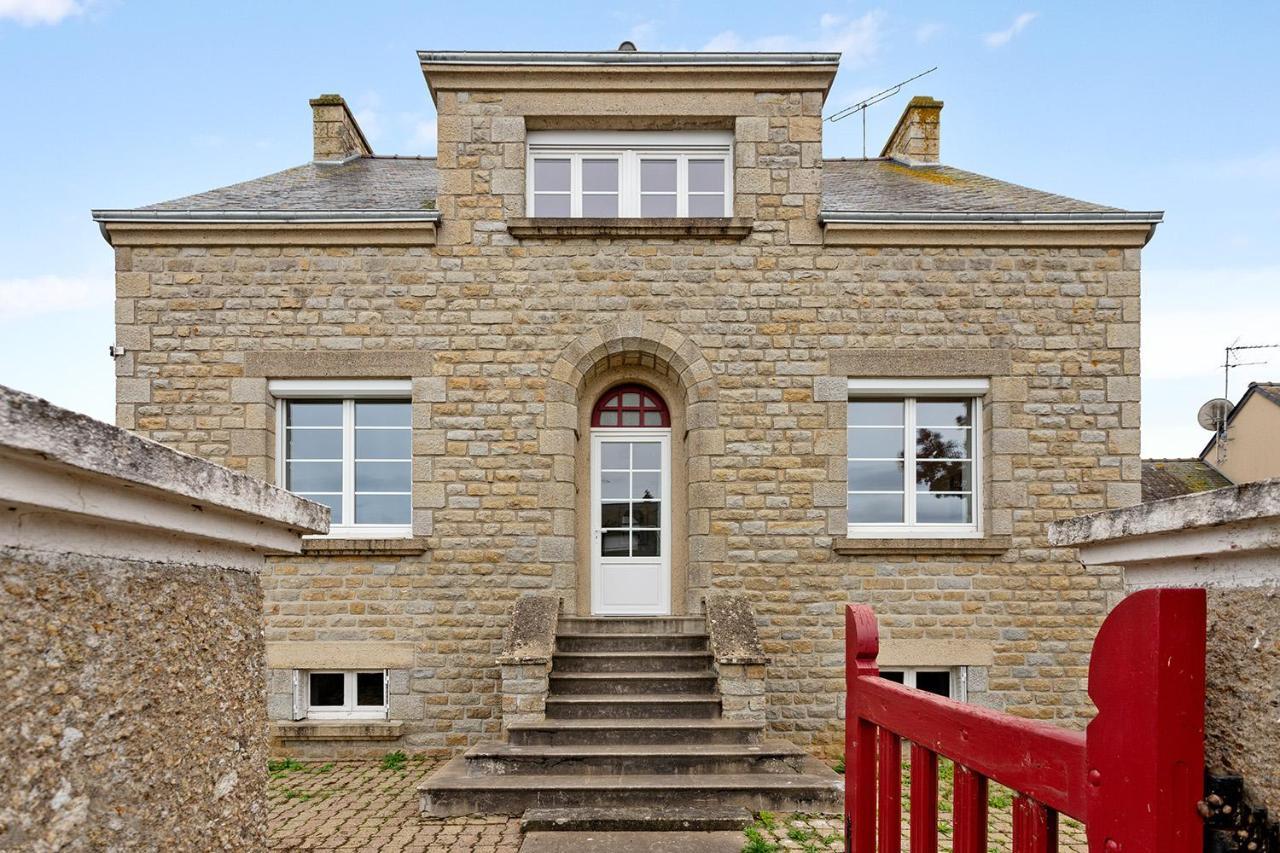 Loft British Au Pied Du Mont ! Pontorson Exterior foto